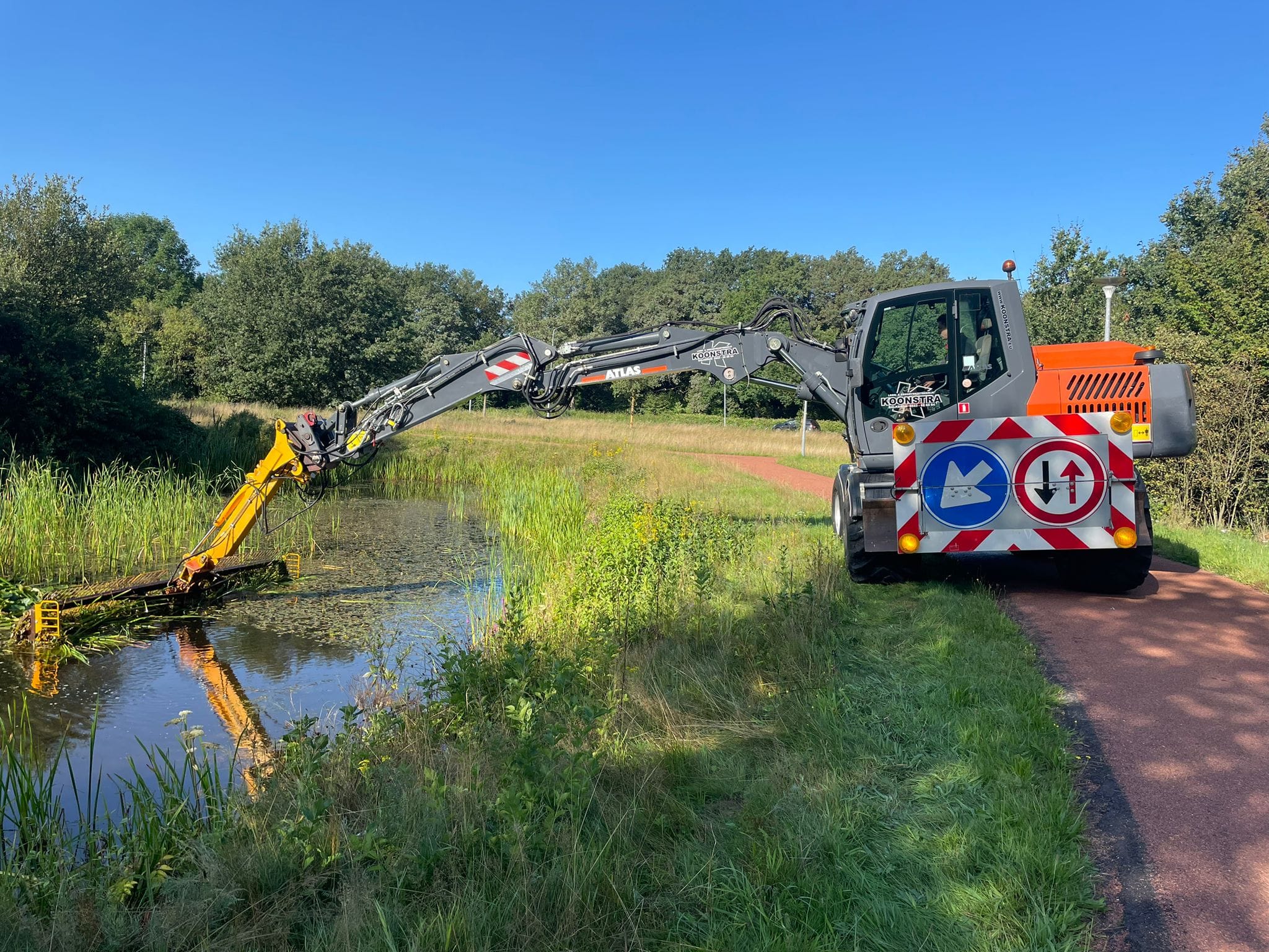 Eerste foto's van het maaikorven in praktijk