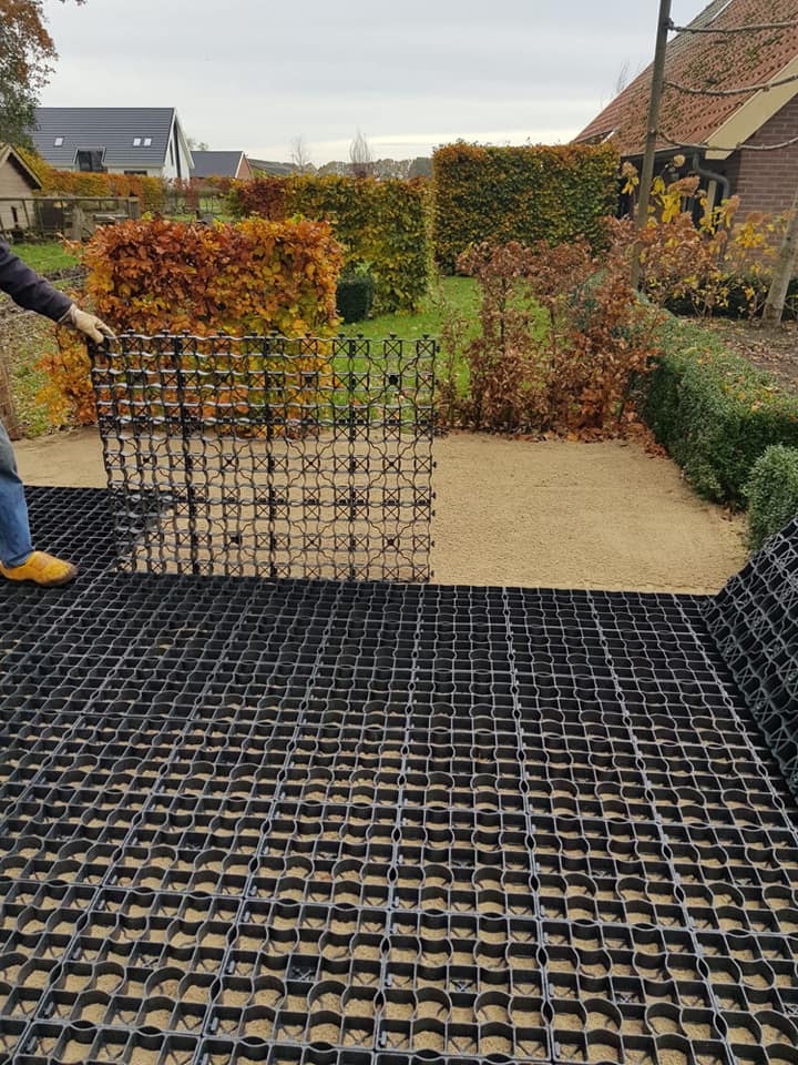 Ecoraster leggen