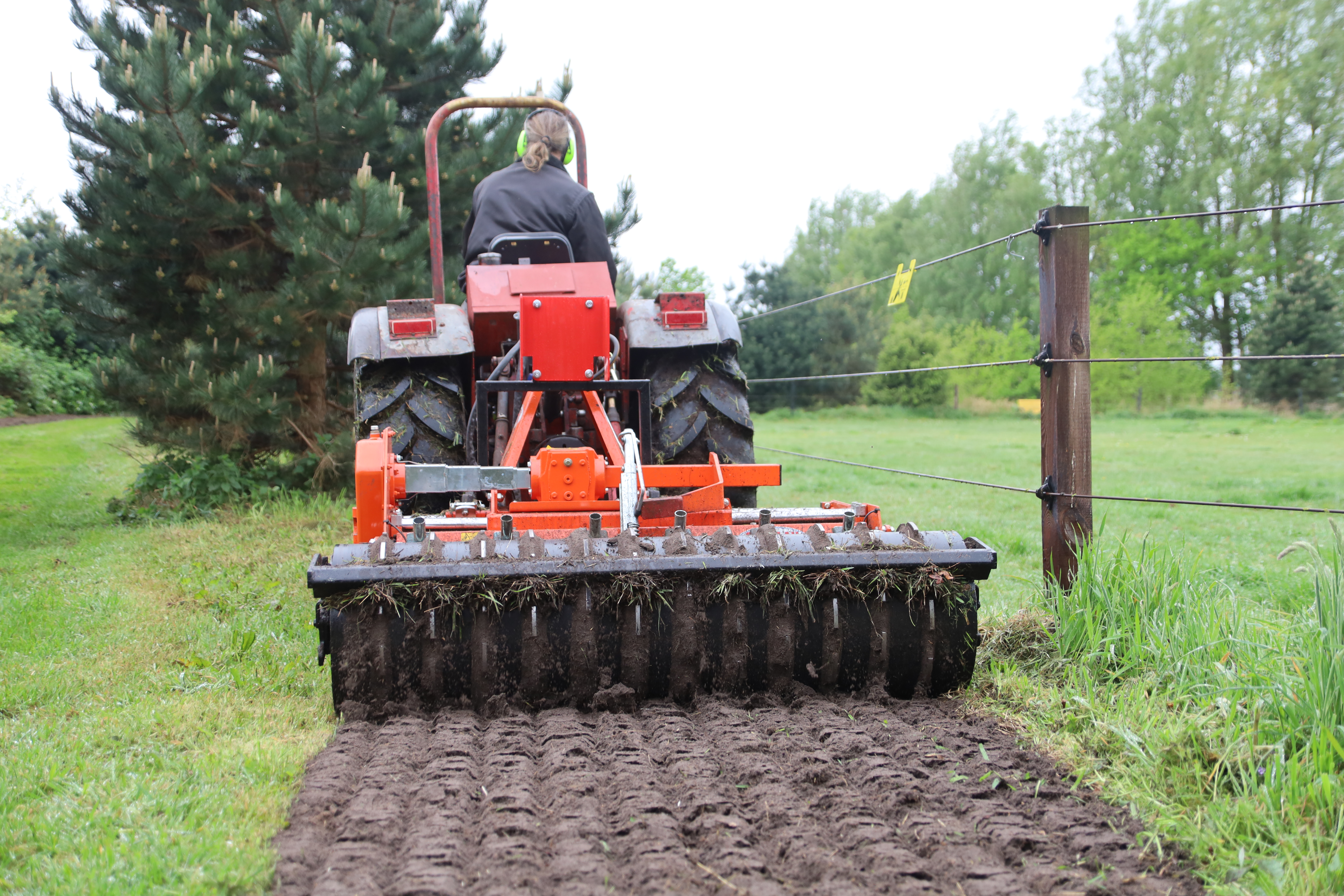 Koonstra Midi werktuigen