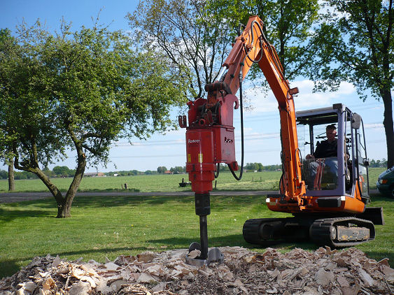 Koonstra, Stobbenboren: snel, veilig en zonder schade aan uw terrein